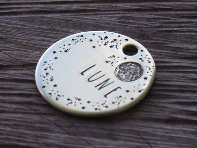 Native Wolf Pet Tags LUNE